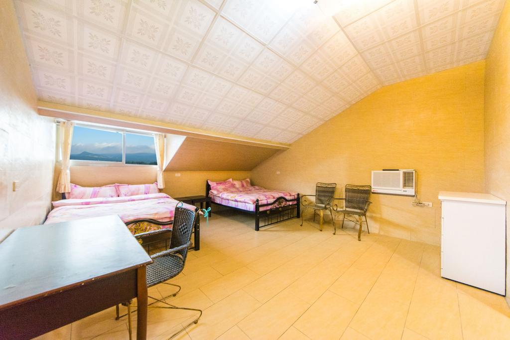 Red Crown Jacana B&B Taitung Exterior photo